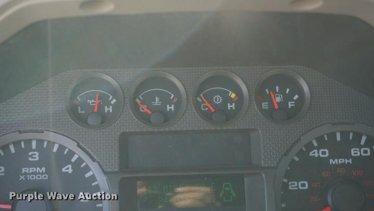 image for item DD6587 2010 Ford F250 Super Duty SuperCab pickup truck