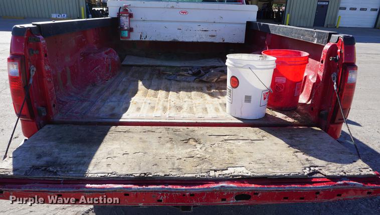 image for item DD6587 2010 Ford F250 Super Duty SuperCab pickup truck