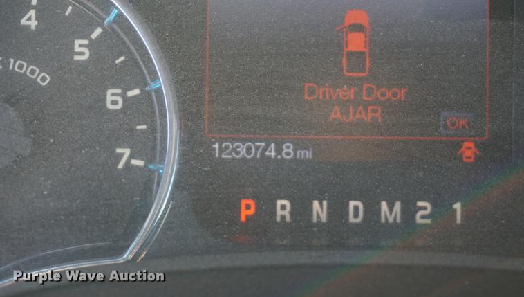 image for item DD6588 2013 Ford F150 SuperCrew pickup truck