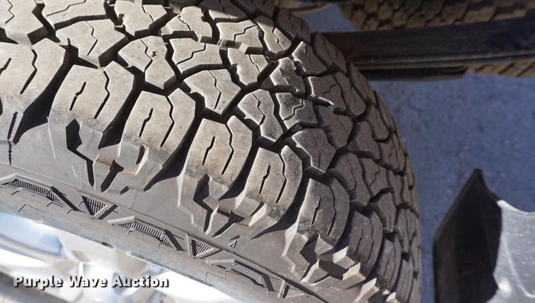 image for item DD6588 2013 Ford F150 SuperCrew pickup truck