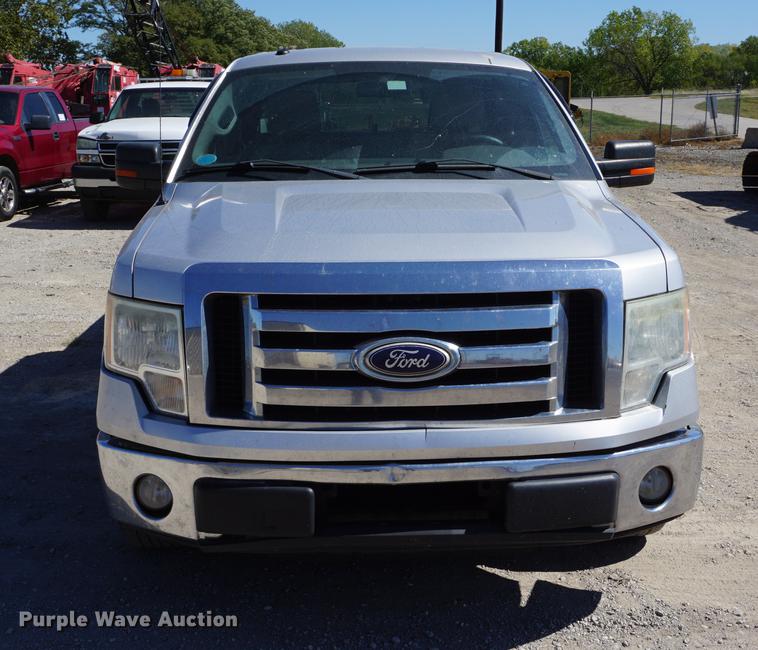 image for item DD6590 2010 Ford F150 SuperCab pickup truck