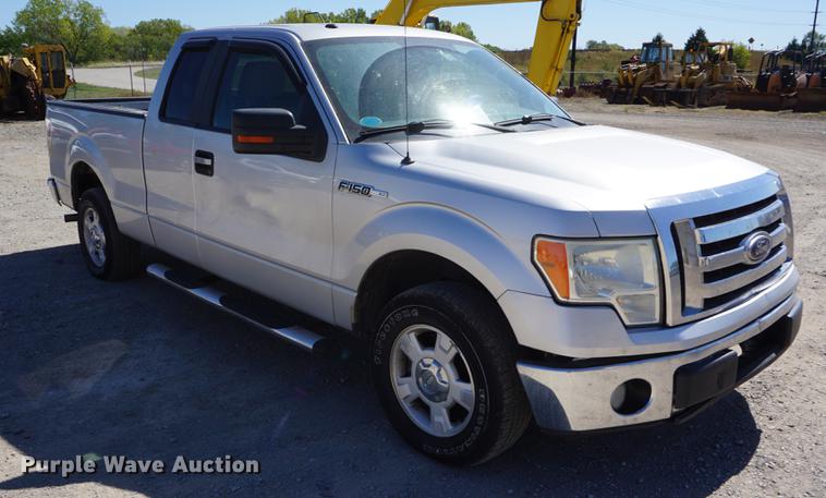 image for item DD6590 2010 Ford F150 SuperCab pickup truck
