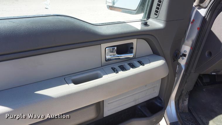 image for item DD6590 2010 Ford F150 SuperCab pickup truck