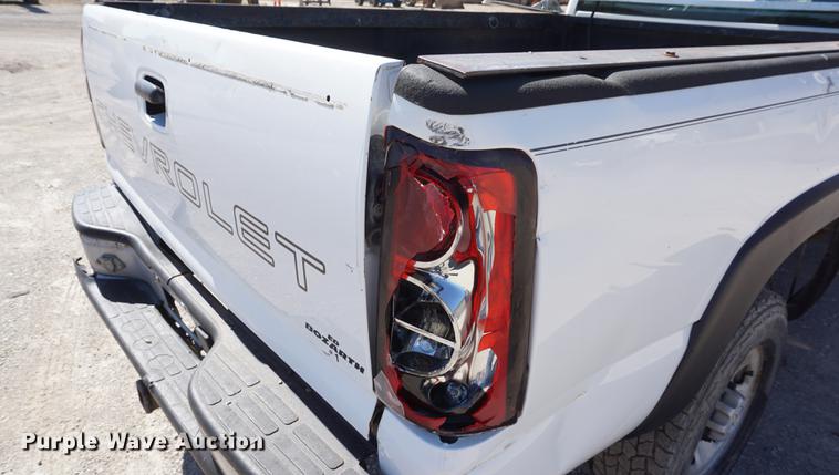 image for item DD6591 2006 Chevrolet Silverado 2500HD pickup truck