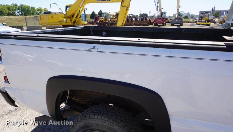 image for item DD6591 2006 Chevrolet Silverado 2500HD pickup truck