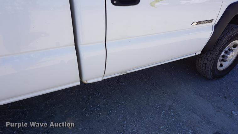 image for item DD6591 2006 Chevrolet Silverado 2500HD pickup truck