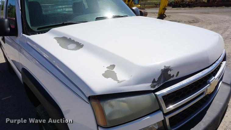 image for item DD6591 2006 Chevrolet Silverado 2500HD pickup truck