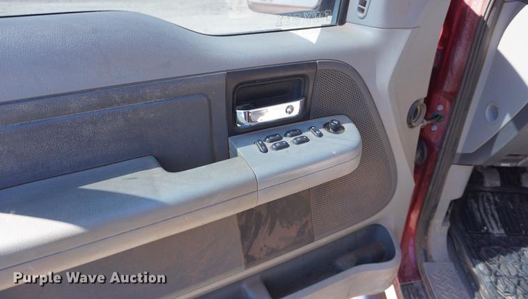 image for item DD6592 2007 Ford F150 SuperCab pickup truck