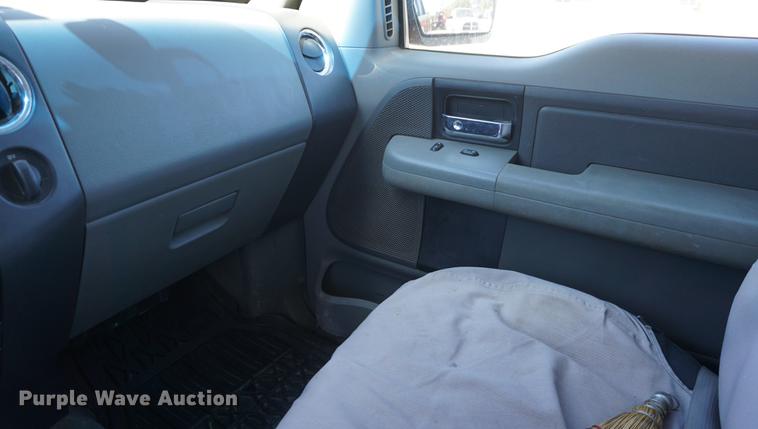 image for item DD6592 2007 Ford F150 SuperCab pickup truck