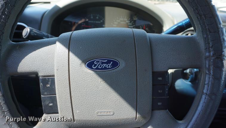 image for item DD6592 2007 Ford F150 SuperCab pickup truck