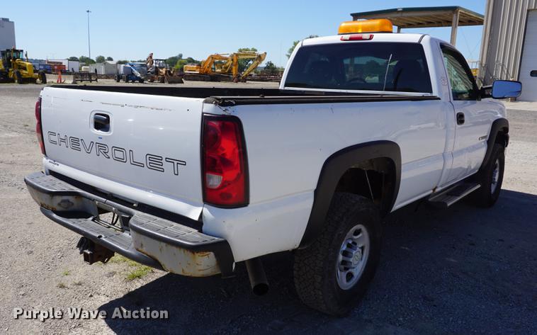 image for item DD6594 2006 Chevrolet Silverado 2500HD pickup truck