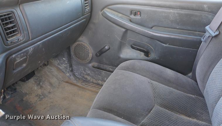 image for item DD6594 2006 Chevrolet Silverado 2500HD pickup truck