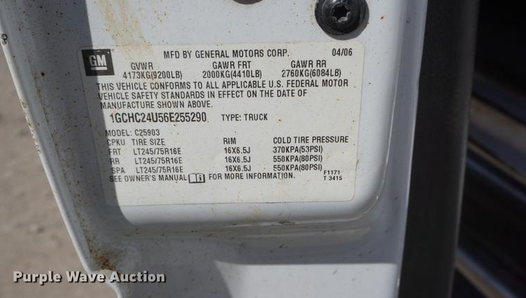 image for item DD6594 2006 Chevrolet Silverado 2500HD pickup truck