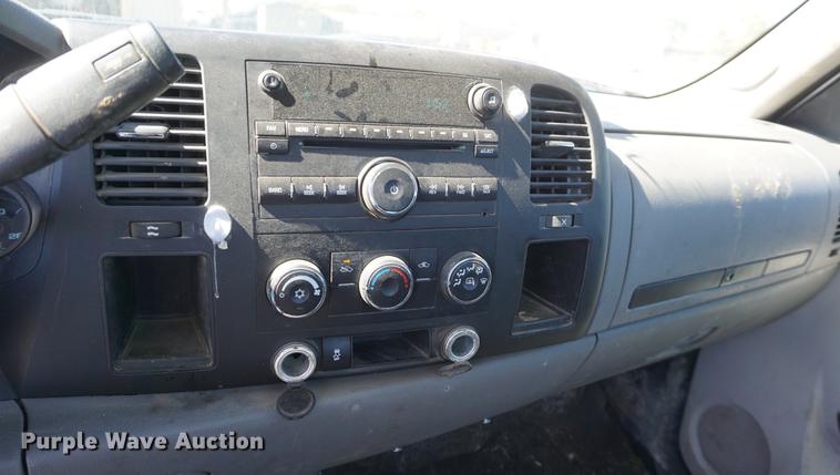 image for item DD6596 2012 Chevrolet Silverado 1500 pickup truck