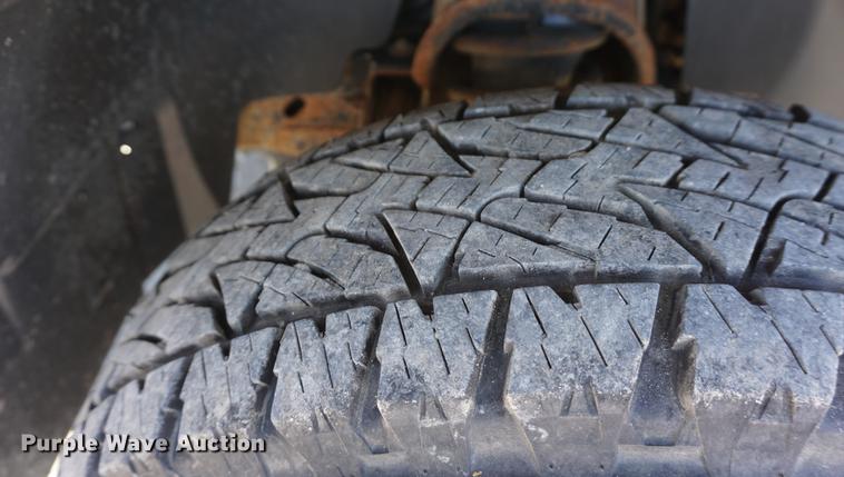 image for item DD6596 2012 Chevrolet Silverado 1500 pickup truck