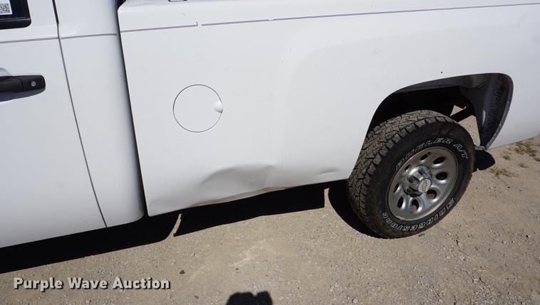 image for item DD6596 2012 Chevrolet Silverado 1500 pickup truck