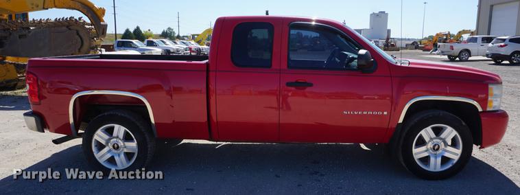 image for item DD6597 2008 Chevrolet Silverado 1500 Ext. Cab pickup truck