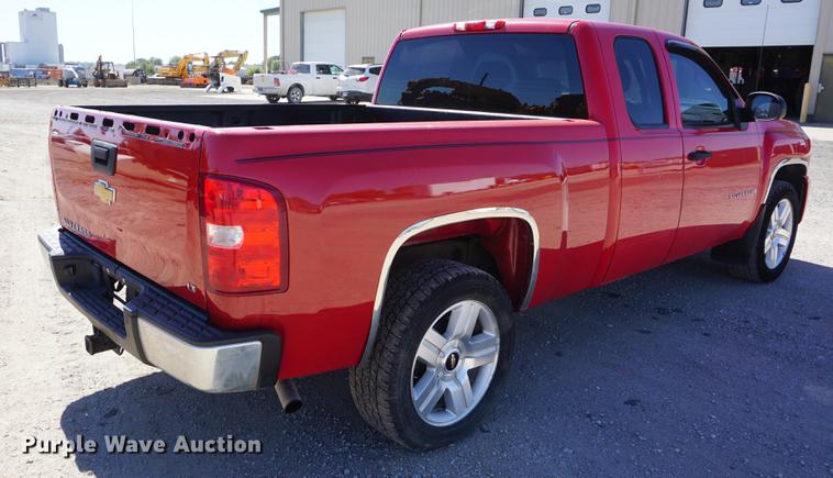image for item DD6597 2008 Chevrolet Silverado 1500 Ext. Cab pickup truck