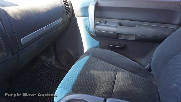 image for item DD6597 2008 Chevrolet Silverado 1500 Ext. Cab pickup truck