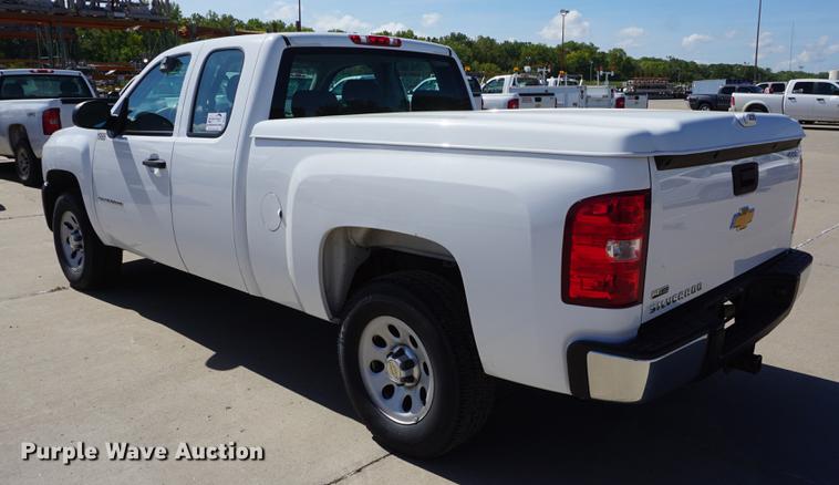 image for item DD6611 2012 Chevrolet Silverado 1500 Ext. Cab pickup truck