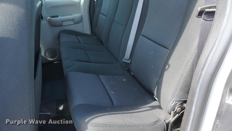 image for item DD6611 2012 Chevrolet Silverado 1500 Ext. Cab pickup truck