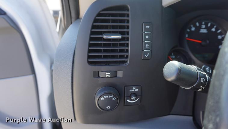 image for item DD6611 2012 Chevrolet Silverado 1500 Ext. Cab pickup truck