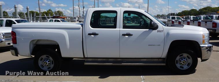 image for item DD6614 2012 Chevrolet Silverado 2500HD Crew Cab pickup truck