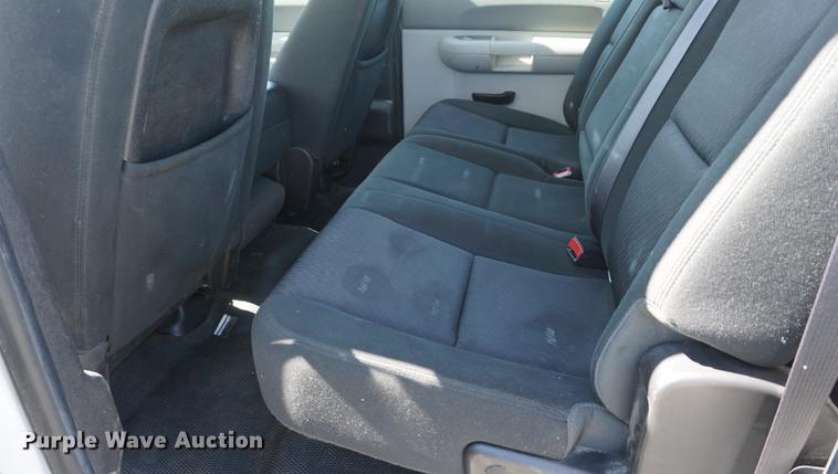 image for item DD6614 2012 Chevrolet Silverado 2500HD Crew Cab pickup truck