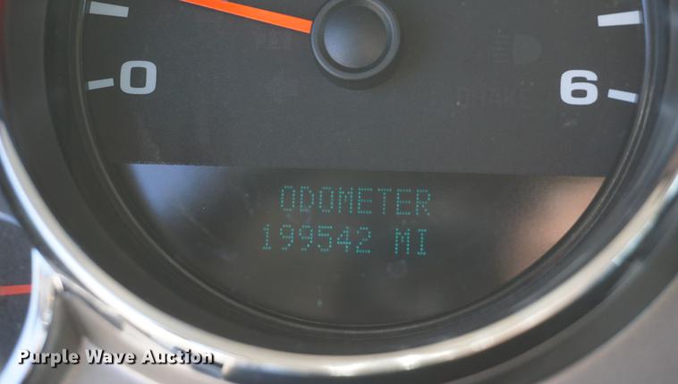 image for item DD6614 2012 Chevrolet Silverado 2500HD Crew Cab pickup truck