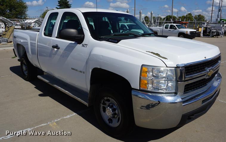 image for item DD6615 2008 Chevrolet Silverado 2500HD Ext. Cab pickup truck