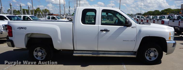 image for item DD6615 2008 Chevrolet Silverado 2500HD Ext. Cab pickup truck