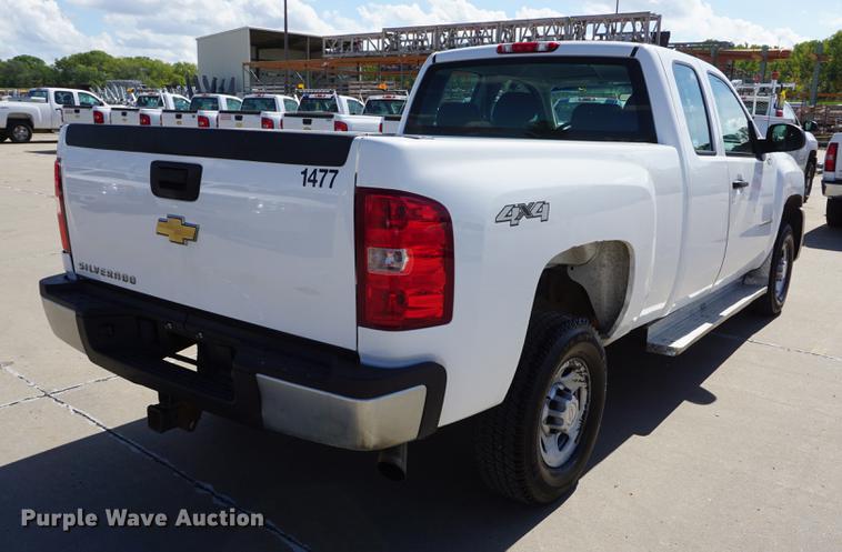 image for item DD6615 2008 Chevrolet Silverado 2500HD Ext. Cab pickup truck