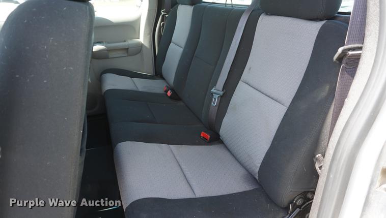 image for item DD6615 2008 Chevrolet Silverado 2500HD Ext. Cab pickup truck