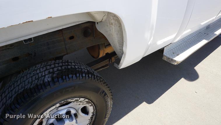 image for item DD6615 2008 Chevrolet Silverado 2500HD Ext. Cab pickup truck