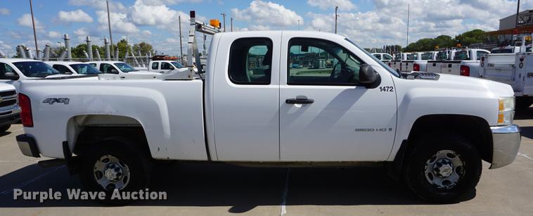 image for item DD6616 2008 Chevrolet Silverado 2500HD Ext. Cab pickup truck