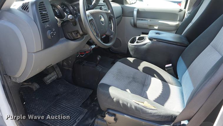 image for item DD6616 2008 Chevrolet Silverado 2500HD Ext. Cab pickup truck