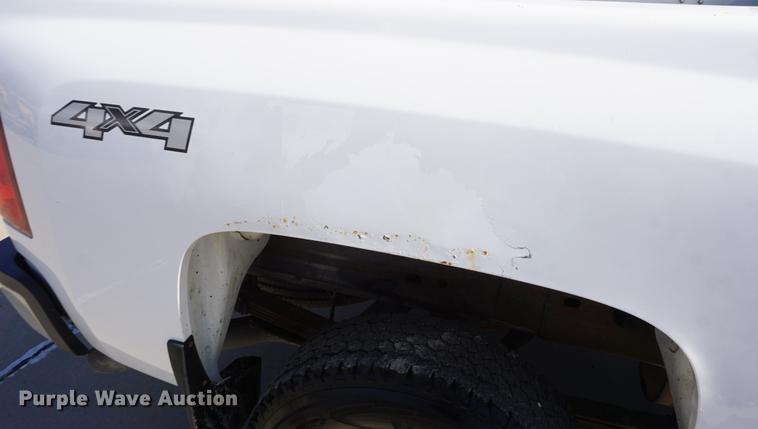 image for item DD6616 2008 Chevrolet Silverado 2500HD Ext. Cab pickup truck