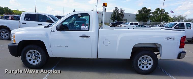 image for item DD6617 2012 Chevrolet Silverado 1500 pickup truck