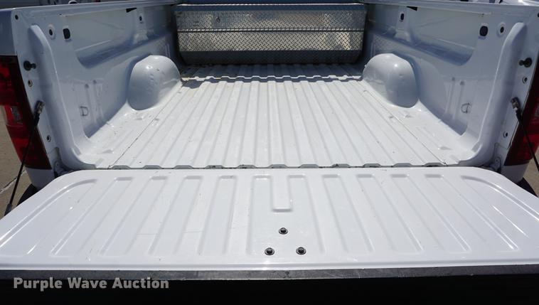 image for item DD6617 2012 Chevrolet Silverado 1500 pickup truck