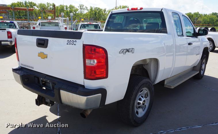 image for item DD6618 2012 Chevrolet Silverado 2500HD Ext. Cab pickup truck