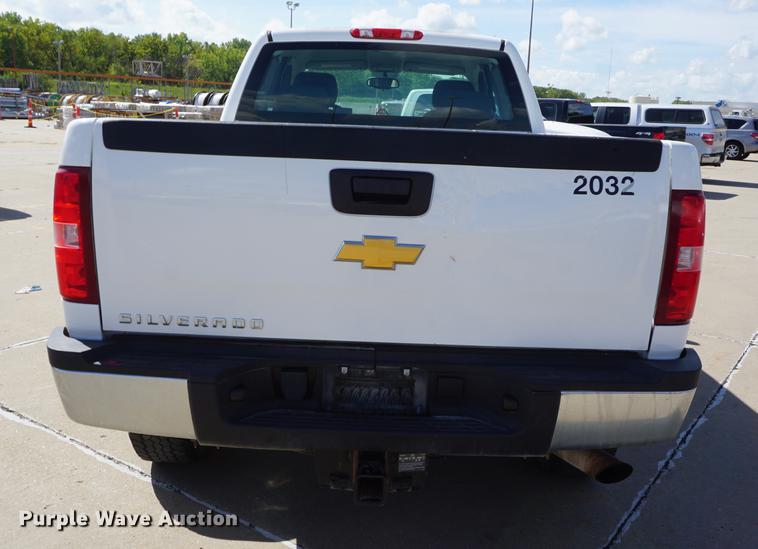 image for item DD6618 2012 Chevrolet Silverado 2500HD Ext. Cab pickup truck