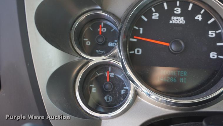 image for item DD6618 2012 Chevrolet Silverado 2500HD Ext. Cab pickup truck