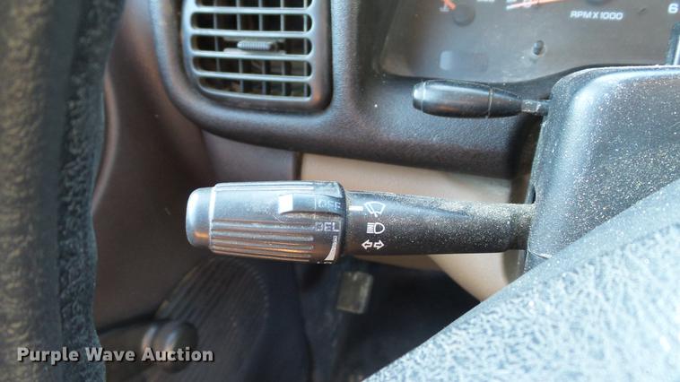 image for item DD7397 2001 Dodge Ram 2500 pickup truck