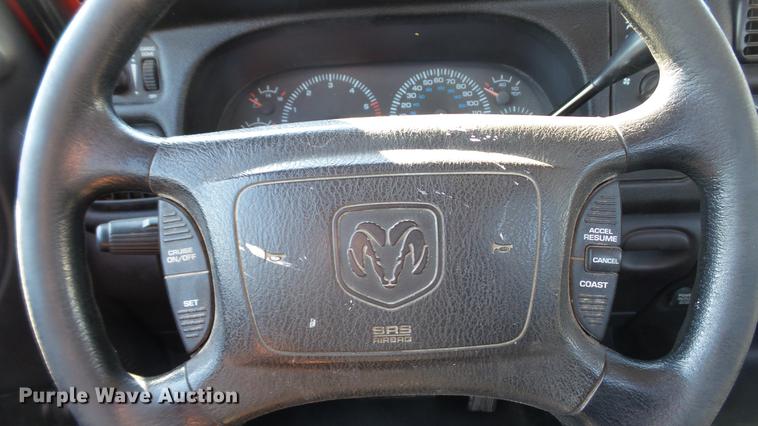 image for item DD7397 2001 Dodge Ram 2500 pickup truck