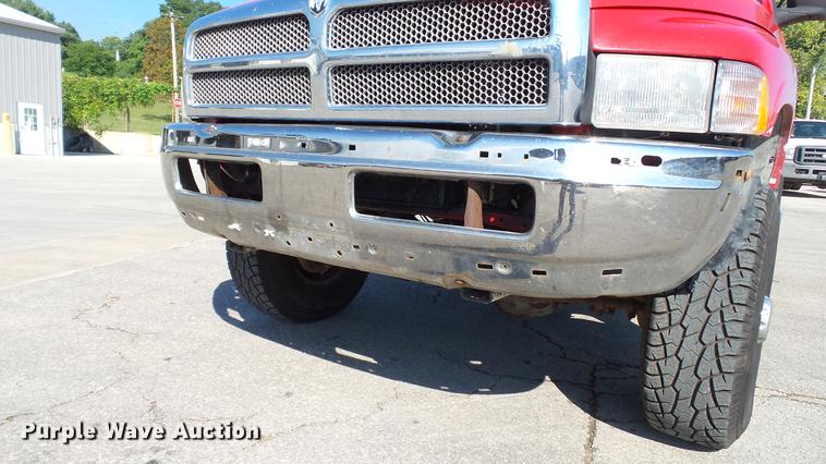 image for item DD7397 2001 Dodge Ram 2500 pickup truck
