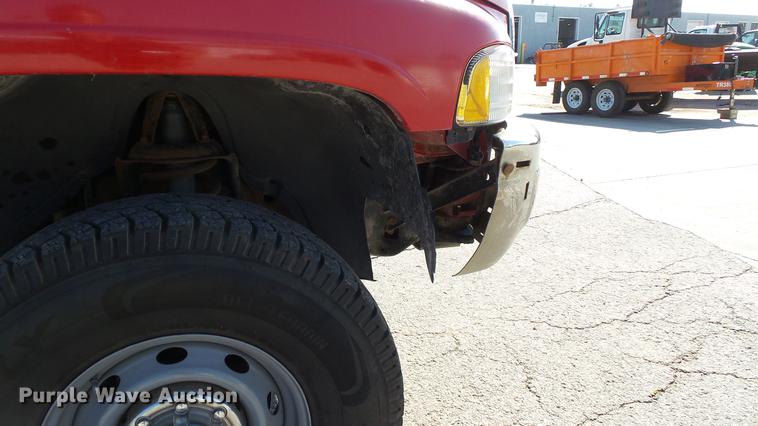 image for item DD7397 2001 Dodge Ram 2500 pickup truck