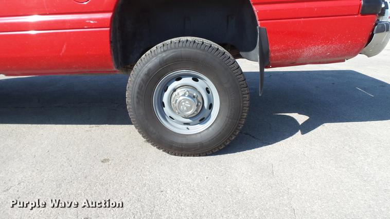 image for item DD7397 2001 Dodge Ram 2500 pickup truck