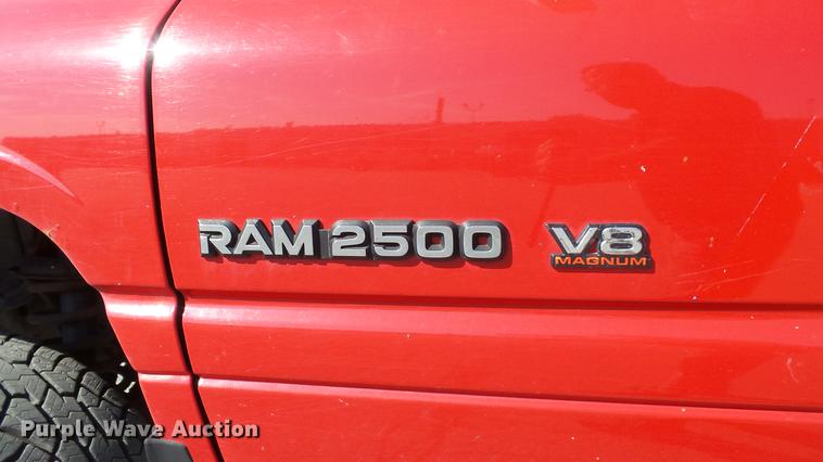 image for item DD7397 2001 Dodge Ram 2500 pickup truck