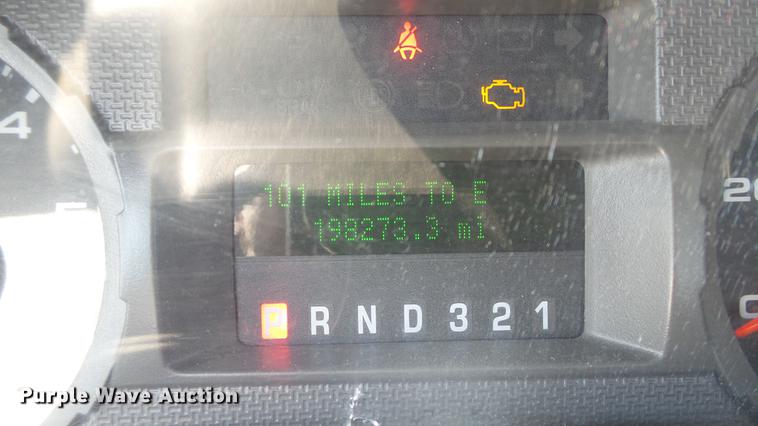 image for item DD7398 2008 Ford F250 Super Duty XL pickup truck