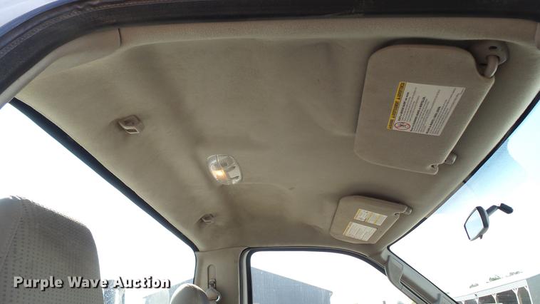 image for item DD7398 2008 Ford F250 Super Duty XL pickup truck